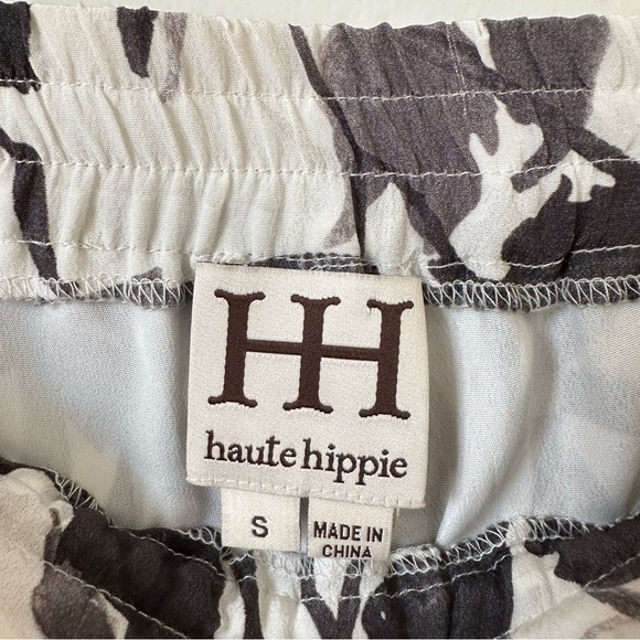 Haute Hippie 100% Silk Botanical Pattern Pants Black/White Size S - Picture 6 of 7
